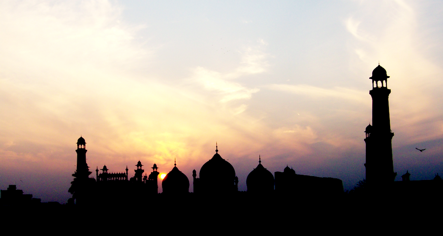 Badshahi_Mosque_at_Sunset_by_amnakk | Al-Mubarok